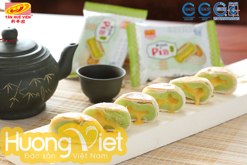 Đặc sản bánh pía Sóc Trăng